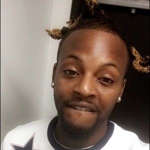 Meet your Posher, Carlos